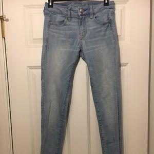 American Eagle Light Wash Jeggings